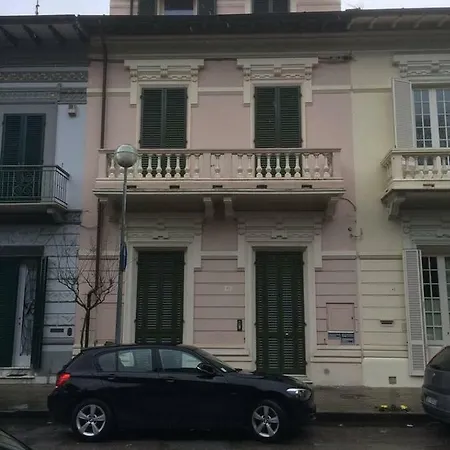 Piano Terra Con Giardino Vicino Al Mare Διαμέρισμα *