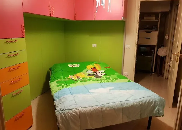 Piano Terra Con Giardino Vicino Al Mare Διαμέρισμα Βιαρέτζιο