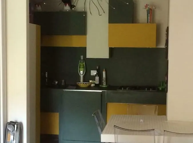 Piano Terra Con Giardino Vicino Al Mare